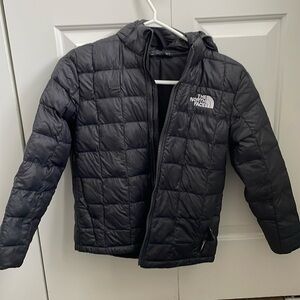 North Face Boys Medium (age 10) Puffer Jacket